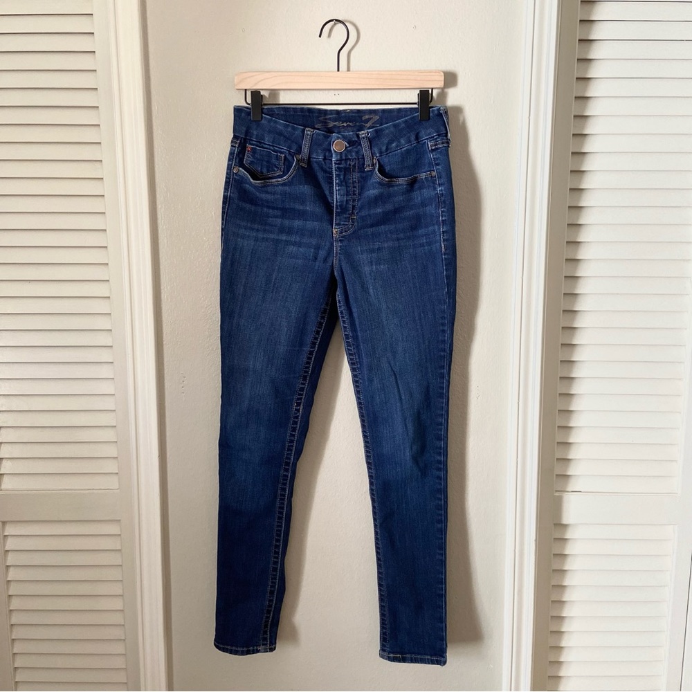 Seven7 High Waisted Women’s Jeans Size 6
